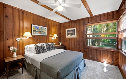 Oak & Shore Cottage 16