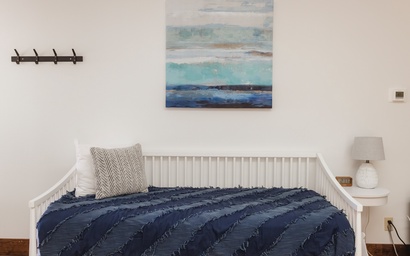 Modern Living at Lake Michigan 35