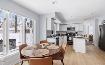 Michigan Shores Pool Retreat 15