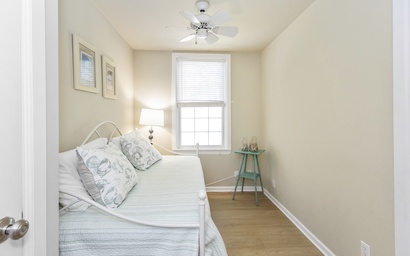 Perkins Place Pool House 25