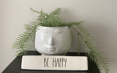 B's Retreat in Union Pier 17