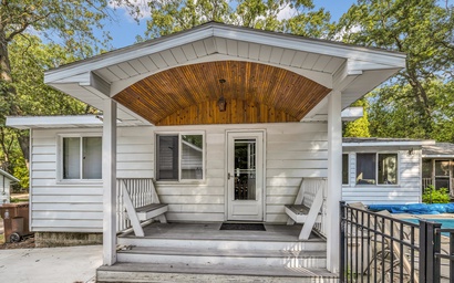 Perkins Place Pool House