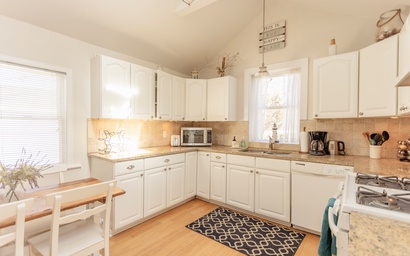 Happy Hideaway Bungalow 12