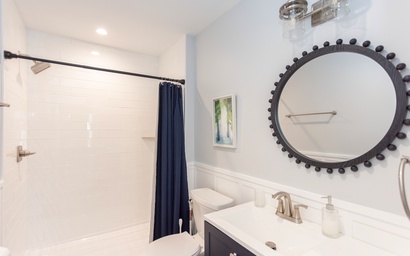 Whittaker Suites 1A 10