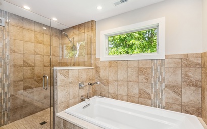 La Luna Lakeshore 30