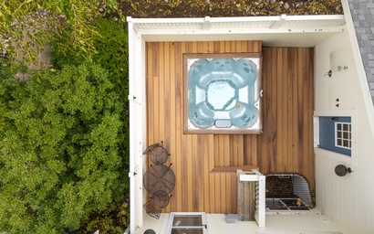 Harbor Breeze Cottage 2