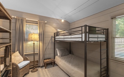 Woodcrest Pool Paradise 7