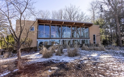 Modern Living at Lake Michigan 10