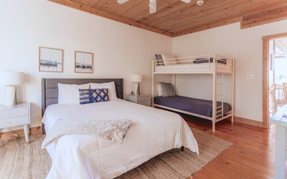 Modern Living at Lake Michigan 23