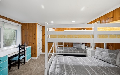 Oak & Shore Cottage 20