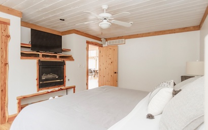 Modern Living at Lake Michigan 13