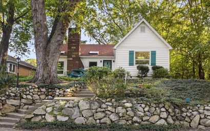 Oak & Shore Cottage 8