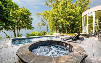 White Pearl Beach and Pool House 66