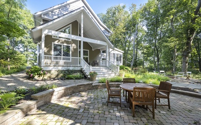 La Luna Lakeshore 43