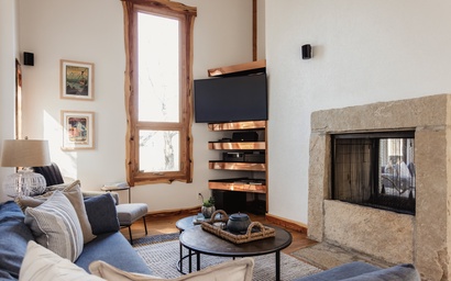 Modern Living at Lake Michigan 9