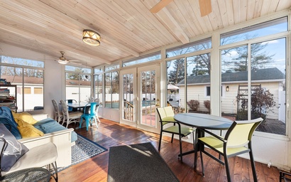 Parkside Pool Paradise 29