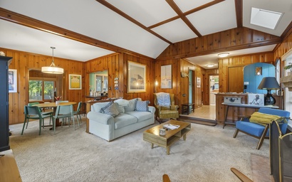 Oak & Shore Cottage 16