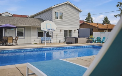 Featured Property Berrien Harbor Pool House