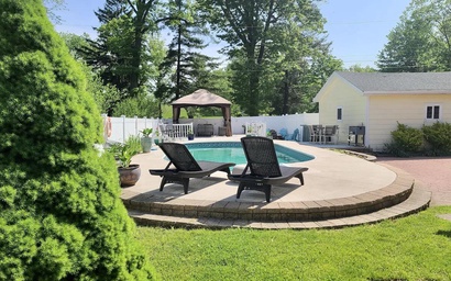 Parkside Pool Paradise 4