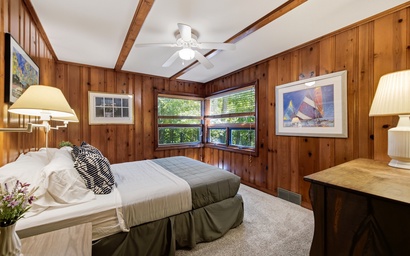 Oak & Shore Cottage 15