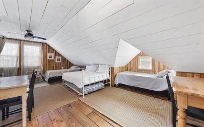 Parkside Pool Paradise 25