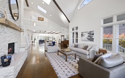 Lake Shore Living 13