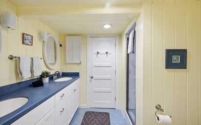 Oak & Shore Cottage 25