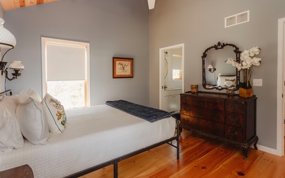 Samsara Lake House 19