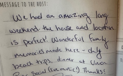 J's Beach House in Union Pier 29