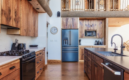 Modern Living at Lake Michigan 3