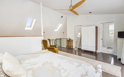 Charlie's on Comanche 14