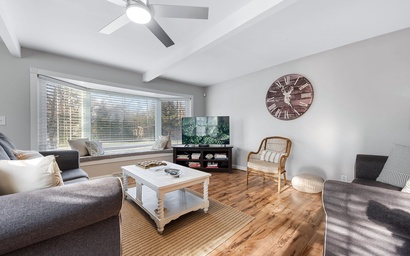 Parkside Pool Paradise 13