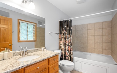 Magic on Marjeanette 17