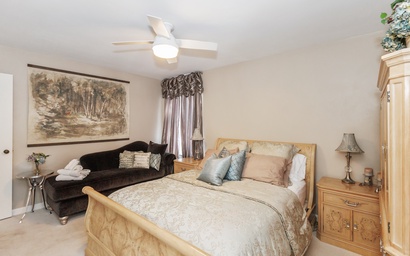 The Grand Retreat 21