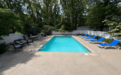 Michigan Shores Pool Retreat 55