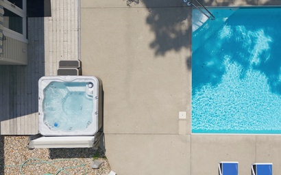 Michigan Shores Pool Retreat 52