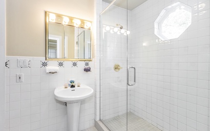 Perkins Place Pool House 24