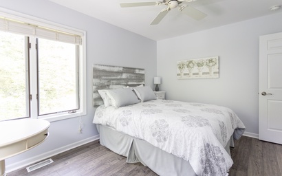 Michigan Shores Pool Retreat 28