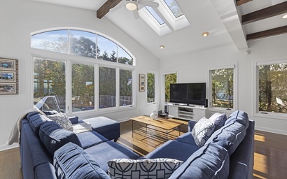 Lake Shore Living 14