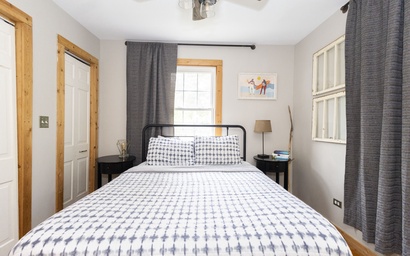 B's Retreat in Union Pier 12