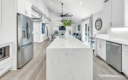 Luxury by the Sea 10