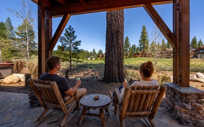 Schaffer's Mill Vacation Lodge with Golf Access 3