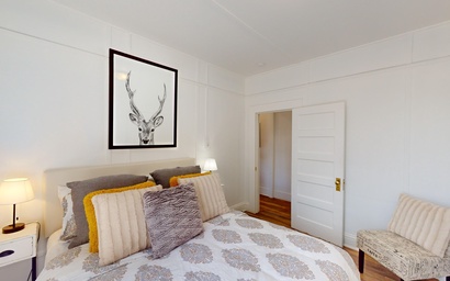 Shabby to Chic Downtown Getaway 3