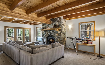 Tahoe Donner Meadow View Cabin 5