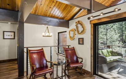 Mountain Escape Oasis with HotTub 8