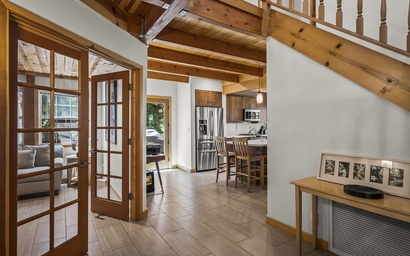 Tahoe Donner Meadow View Cabin 7