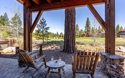 Schaffer's Mill Vacation Lodge with Golf Access