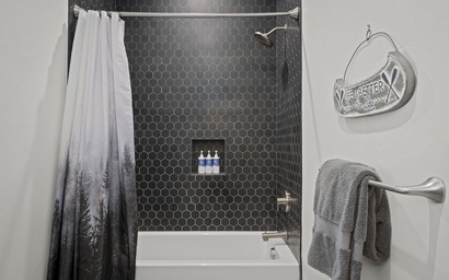 Bear Cabin in Kings Beach 9