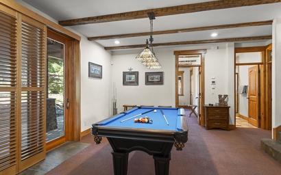 Moonridge Lodge 3