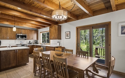 Tahoe Donner Meadow View Cabin 2